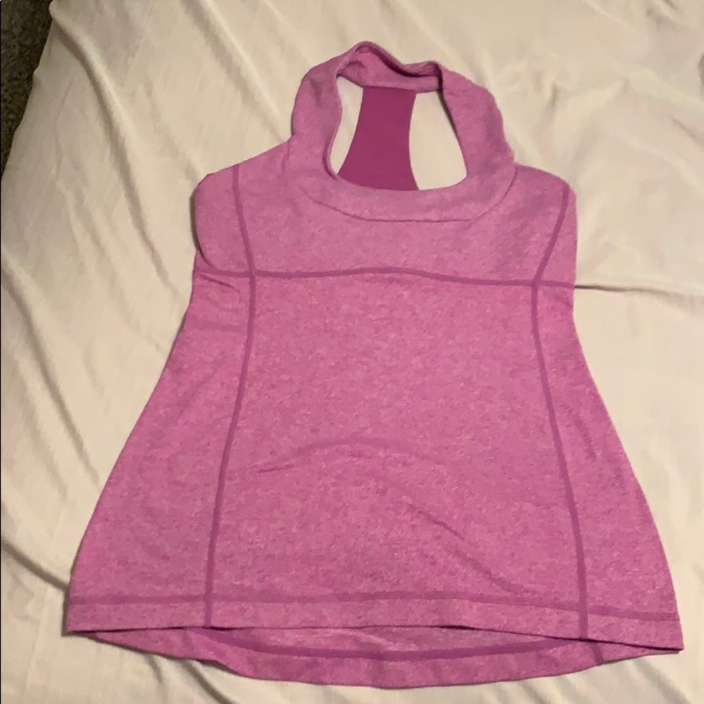 Lululemon pretty top